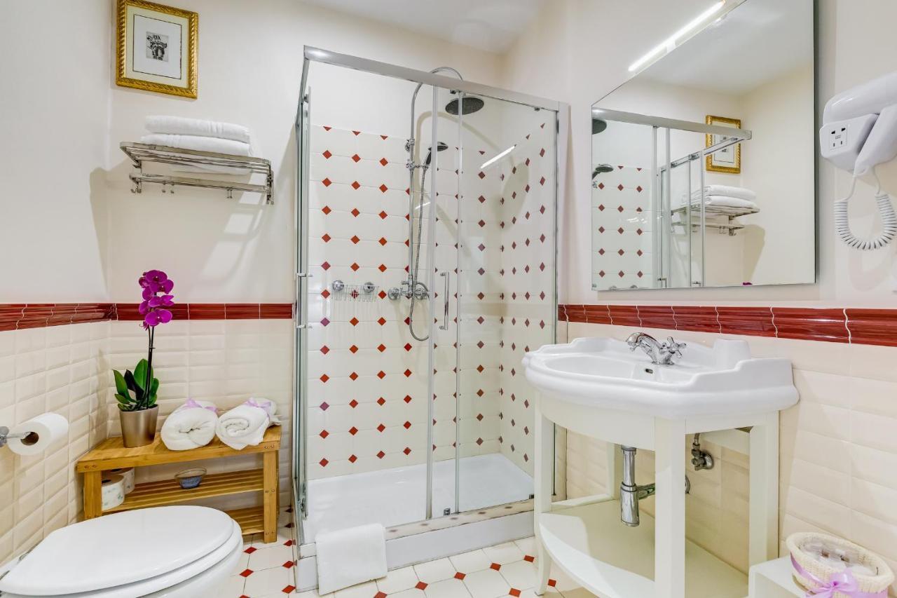 Campo Dei Fiori Royal Orchid Apartment Рим Екстериор снимка