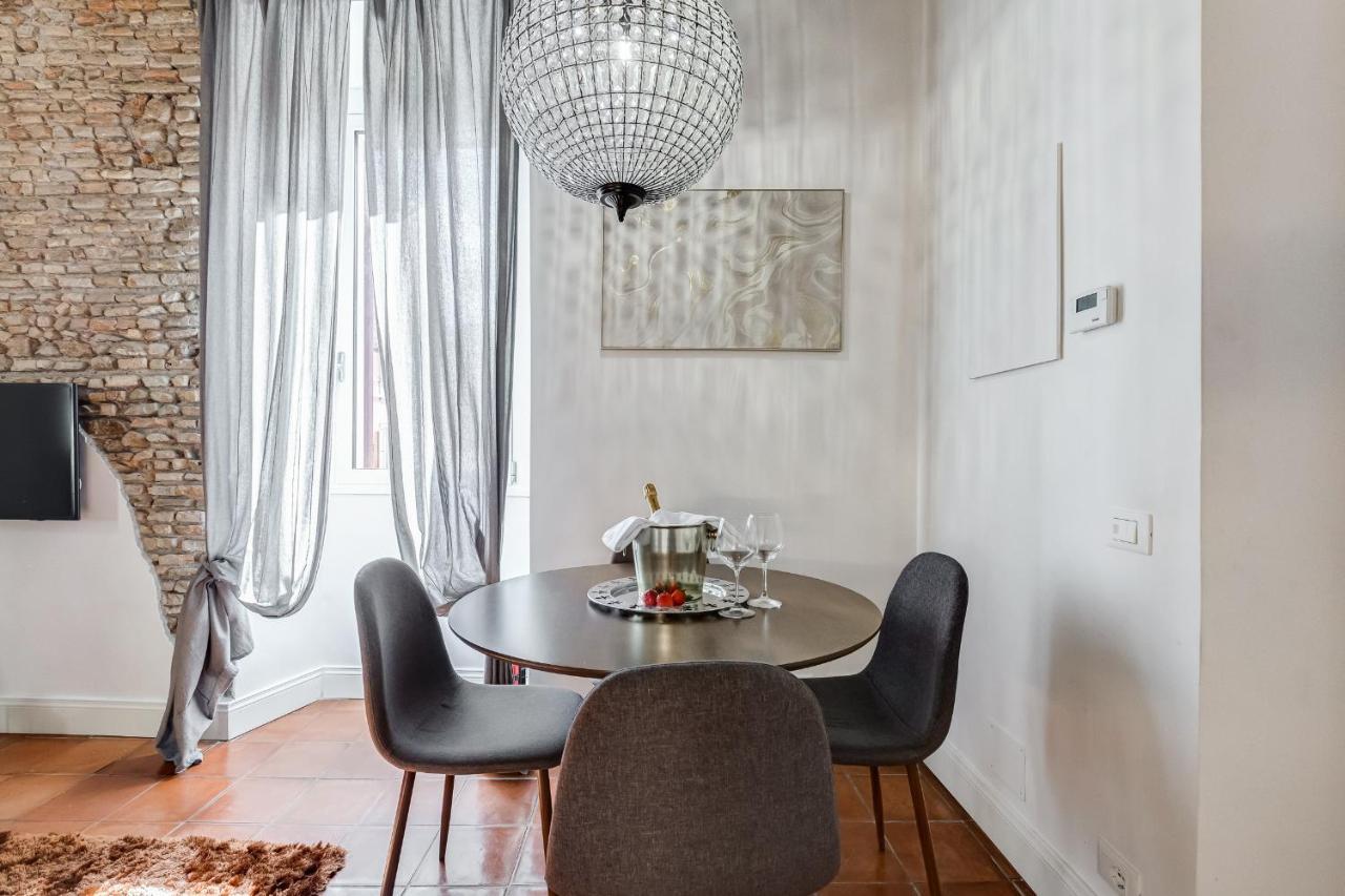 Campo Dei Fiori Royal Orchid Apartment Рим Екстериор снимка