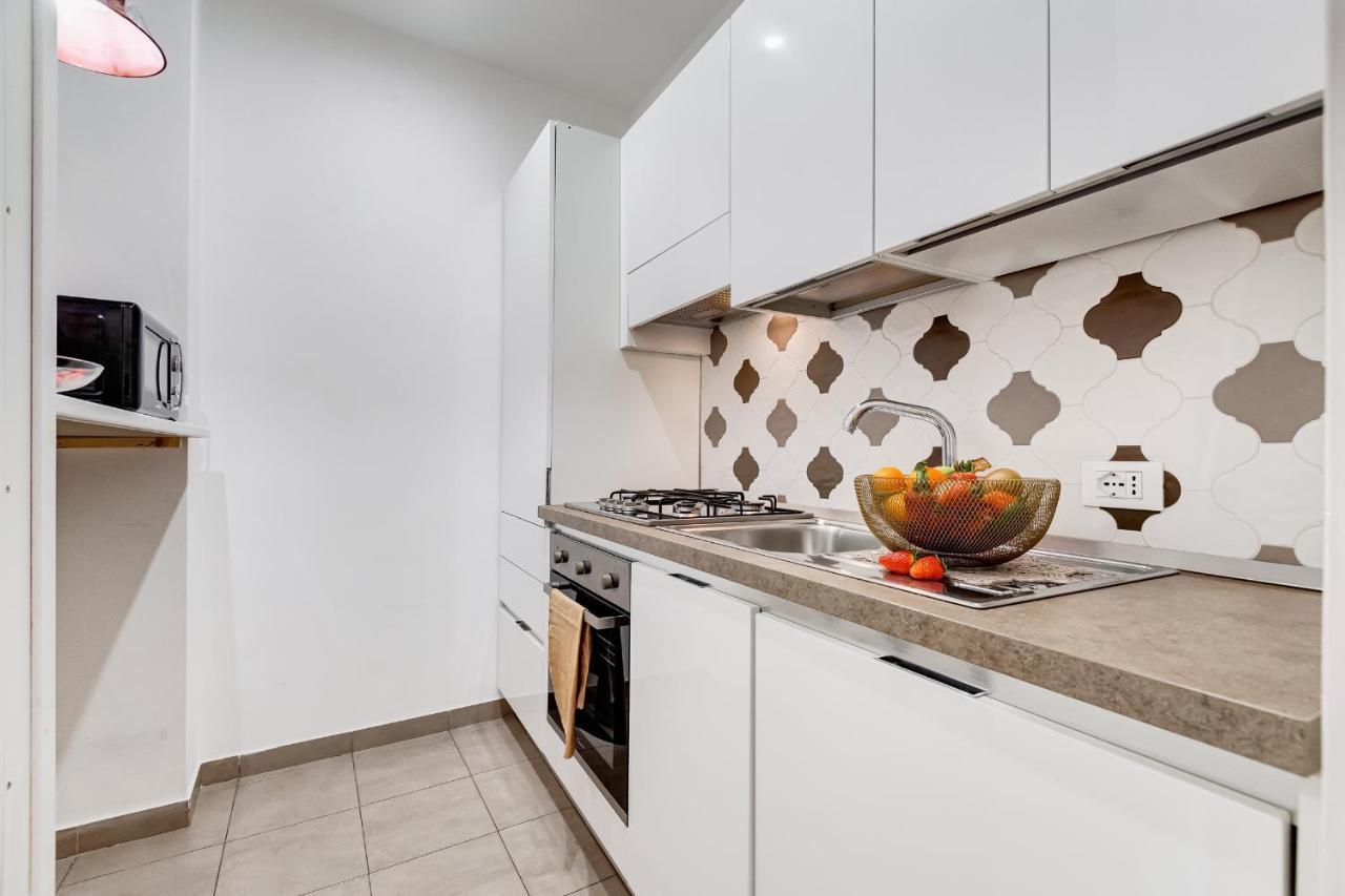 Campo Dei Fiori Royal Orchid Apartment Рим Екстериор снимка