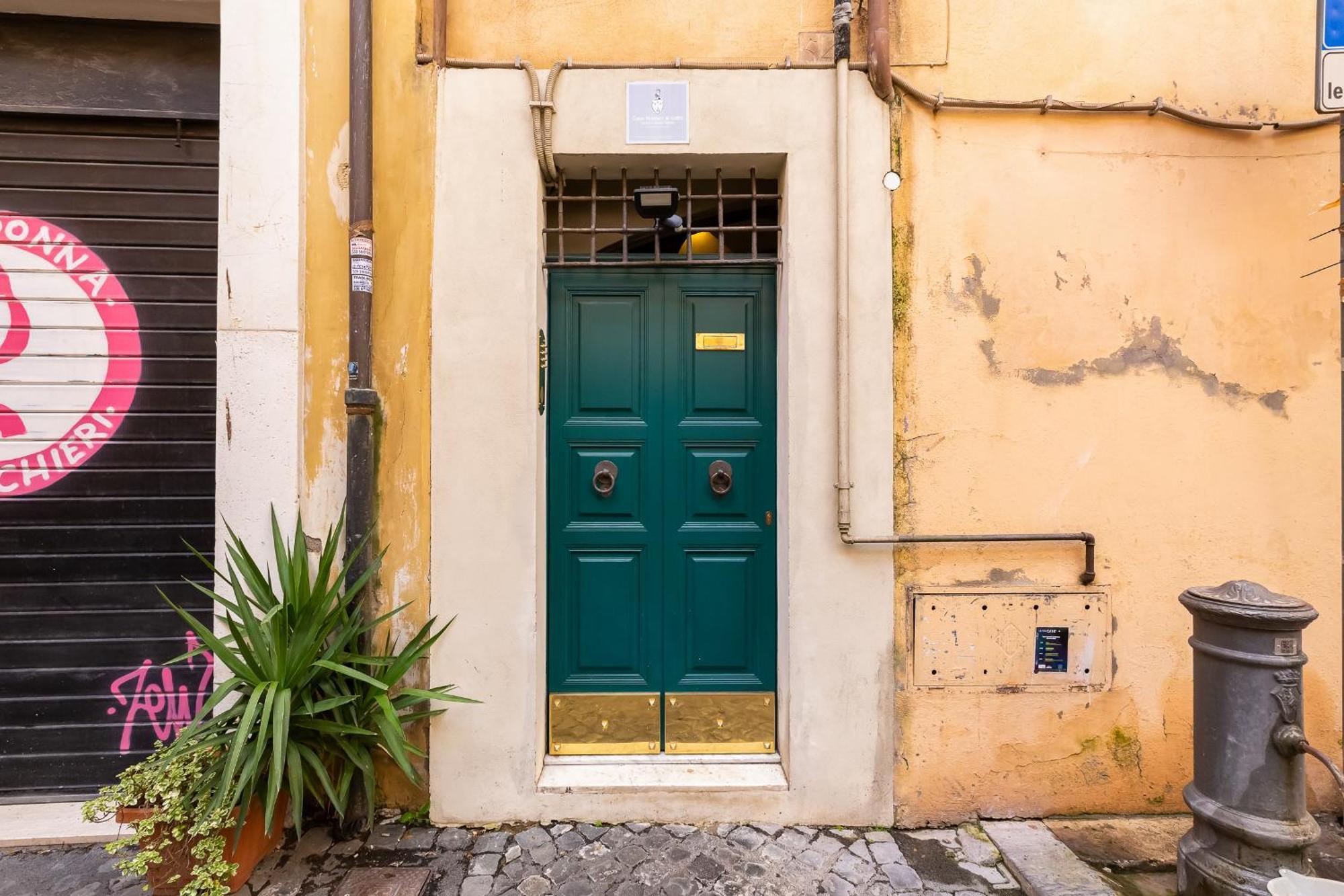 Campo Dei Fiori Royal Orchid Apartment Рим Екстериор снимка
